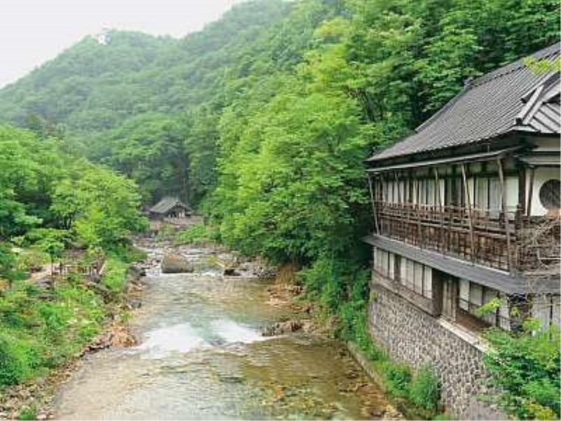 Takaragawa Onsen Ousenkaku Hotel Минаками Екстериор снимка