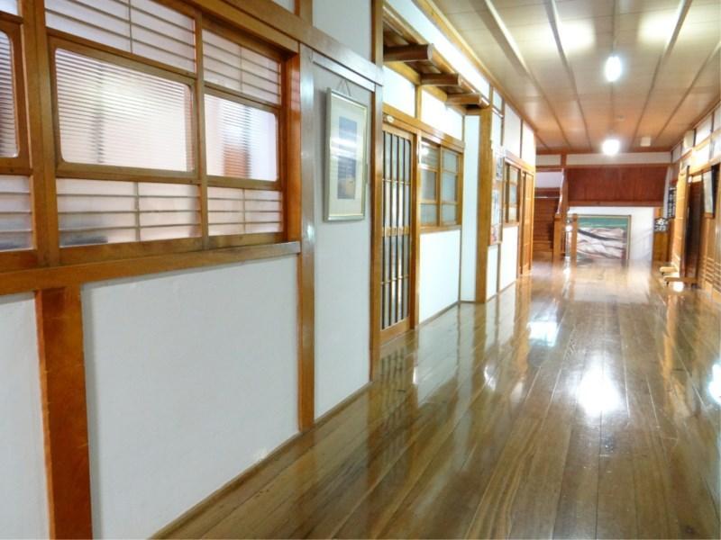 Takaragawa Onsen Ousenkaku Hotel Минаками Екстериор снимка