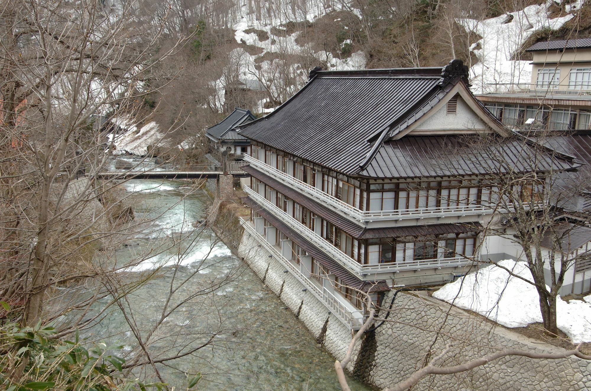 Takaragawa Onsen Ousenkaku Hotel Минаками Екстериор снимка